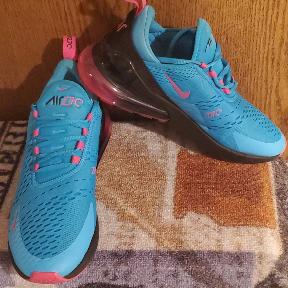 Nike Air Max 270